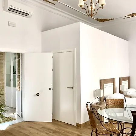 Rosario Uno 3* Cádiz