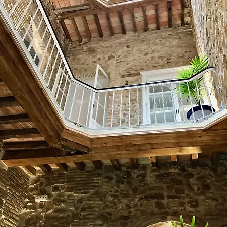 Rosario Uno 3* Cádiz