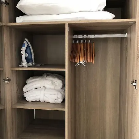 Rosario Uno 3* Cádiz