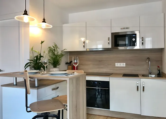 Rosario Uno 3* Cádiz