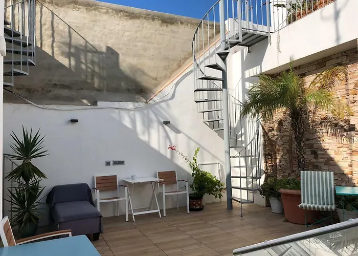 Rosario Uno 3* Cádiz